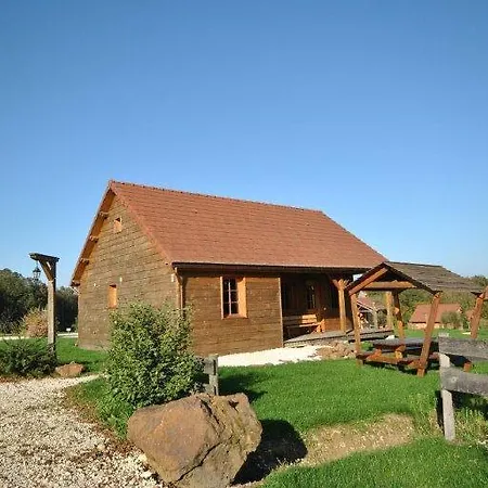 Chalet C1 * Saint-Fargeau-Ponthierry